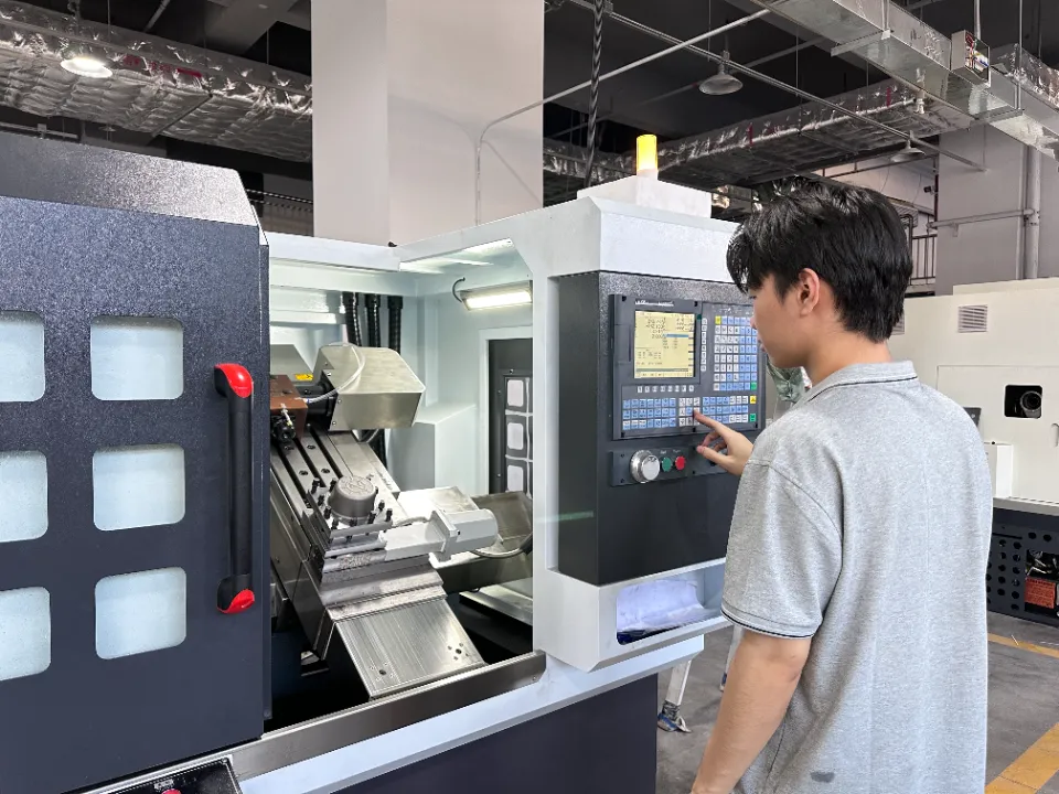 Soporte técnico de fabricante de máquina CNC industrial